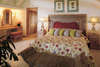 La Pirogue Hotel 